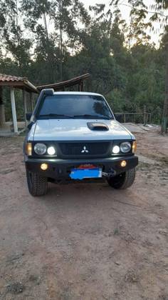 MITSUBISHI L200 2.5 GL 4X4 CD 8V TURBO DIESEL 4P MANUAL MITSUBISHI L200 2.5 GL 4X4 CD 8V TURBO DIESEL 4P MANUAL